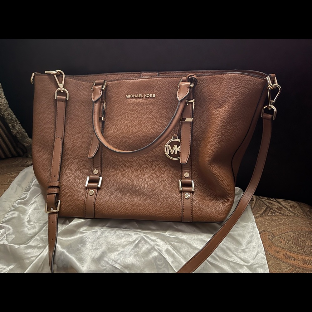Michael Kors Tote